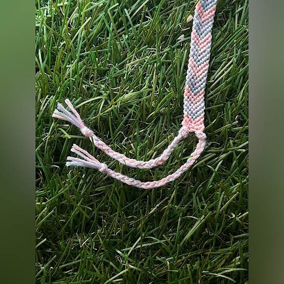 Chevron Friendship Bracelet - Picture 3 of 4